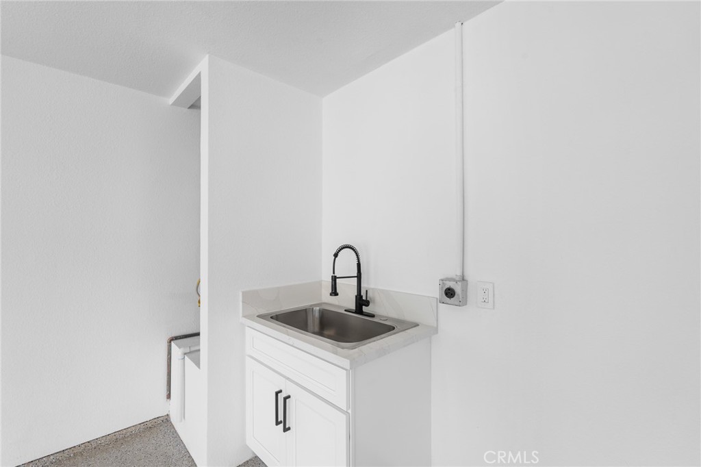 2257 Alhambra Street