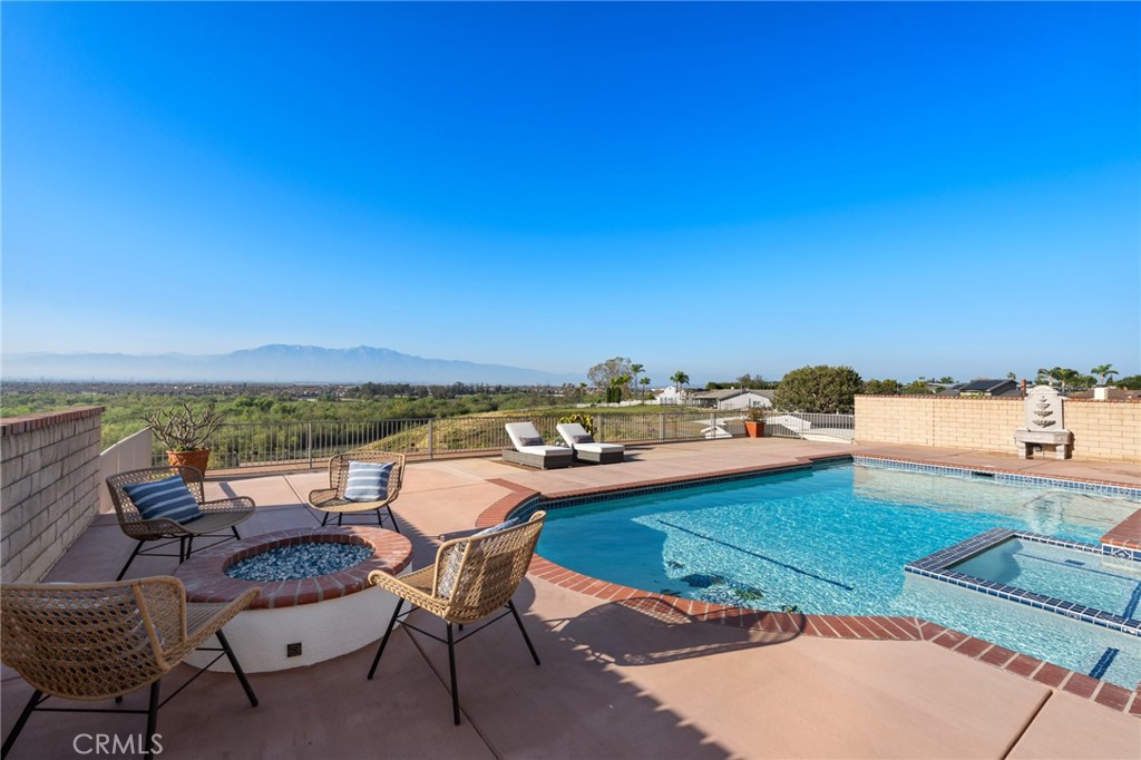 2257 Alhambra Street