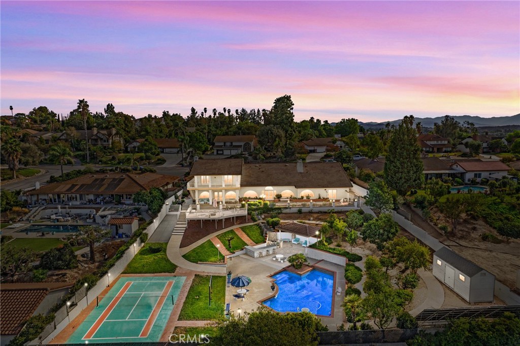 1233 Coronet Drive