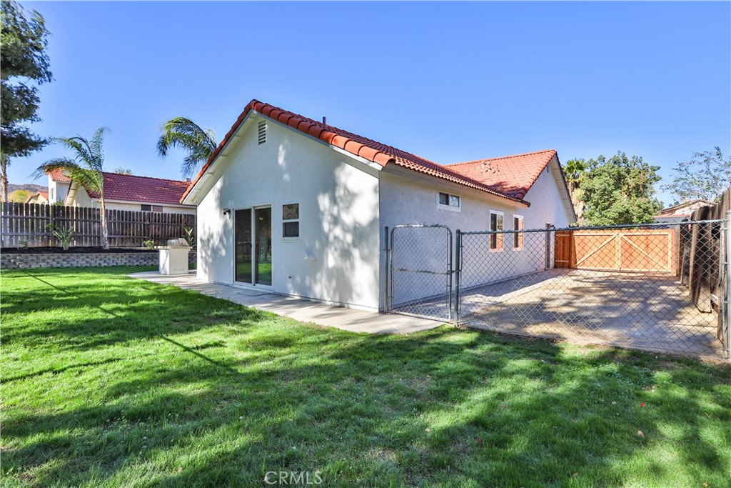 9467 Palm Canyon Drive