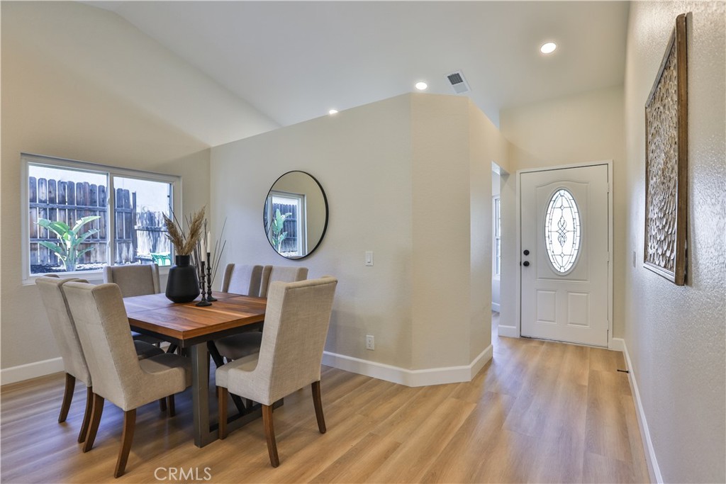 9467 Palm Canyon Drive