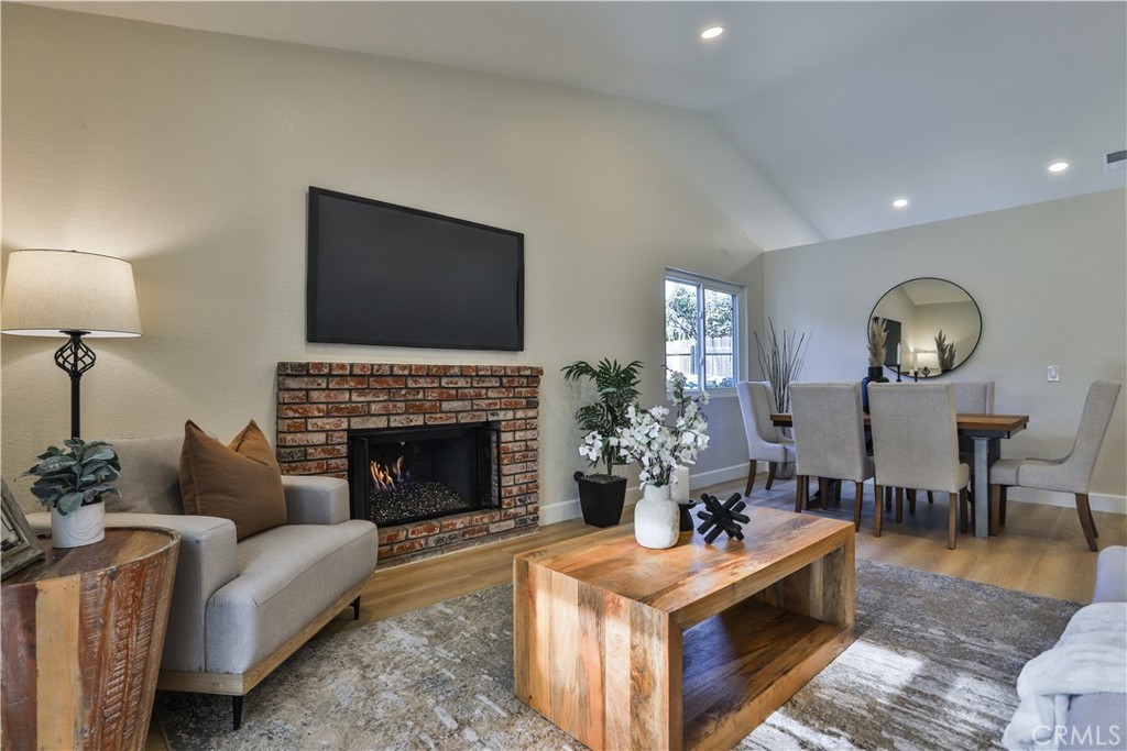 9467 Palm Canyon Drive