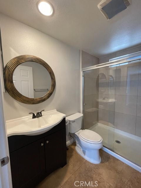 5640 Greenbriar Drive