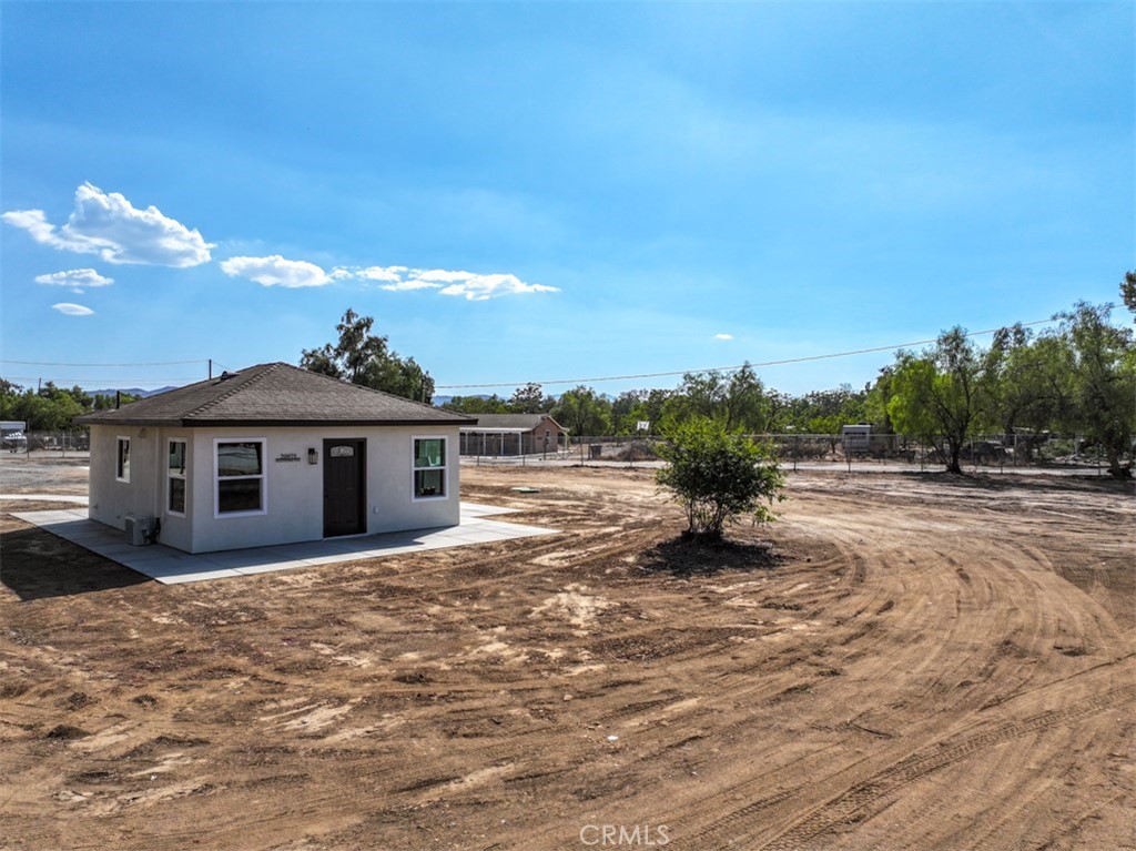 20975 Oleander Avenue