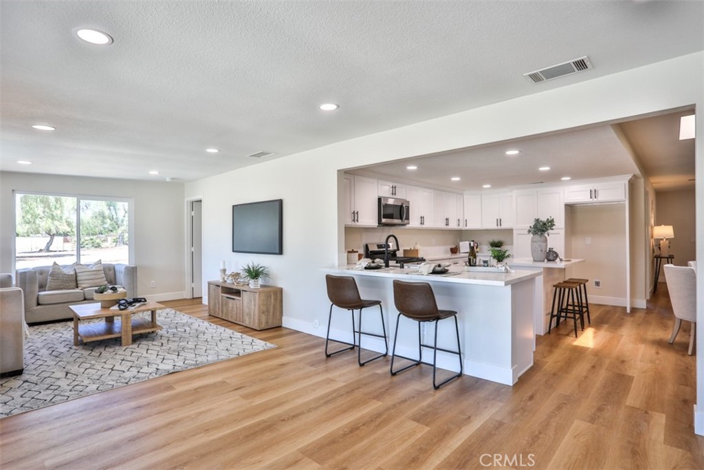 20975 Oleander Avenue