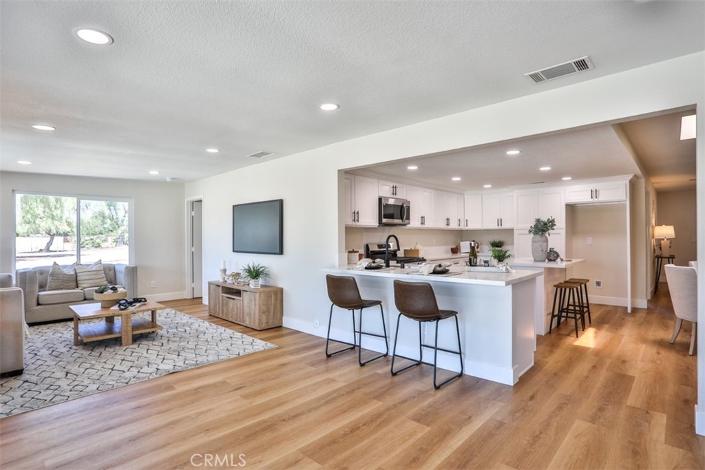 20975 Oleander Avenue