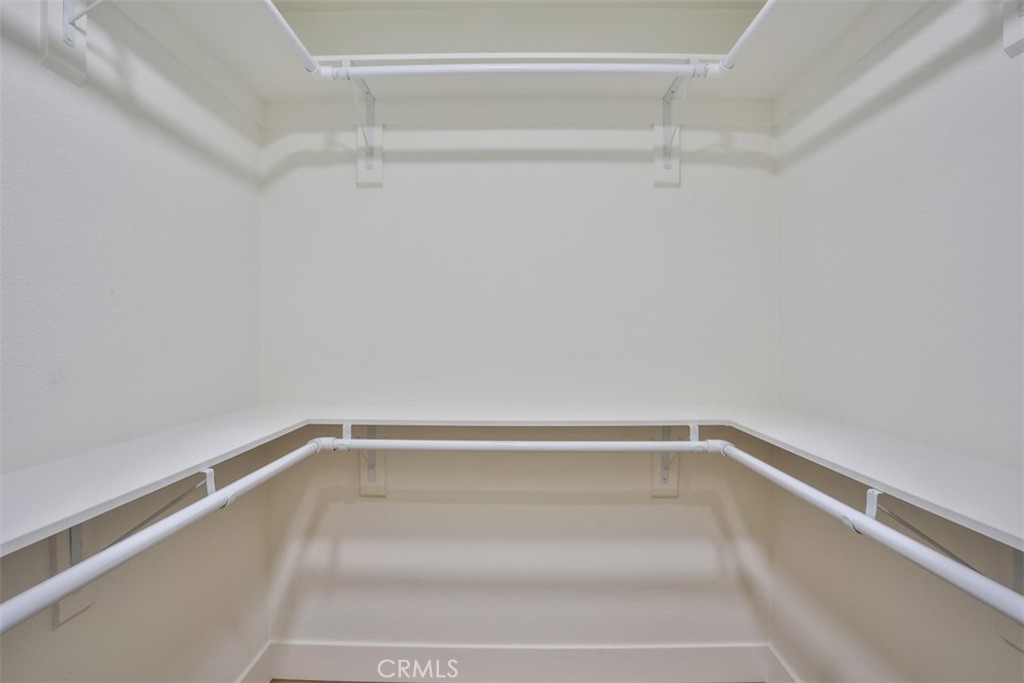 20975 Oleander Avenue