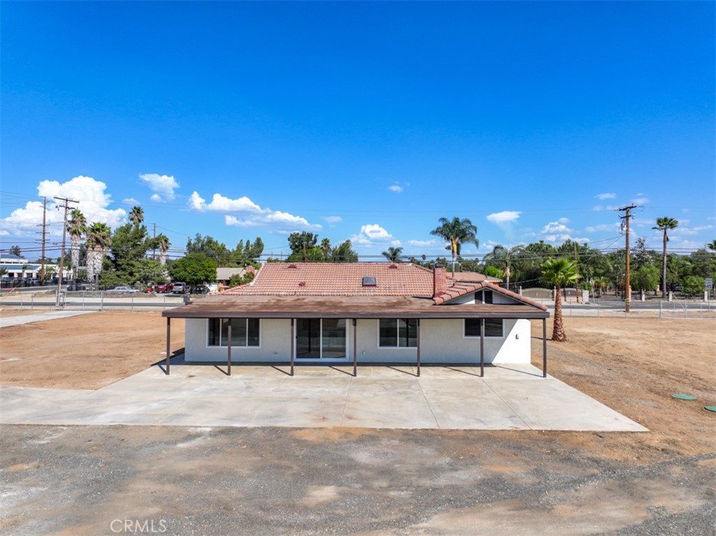 20975 Oleander Avenue