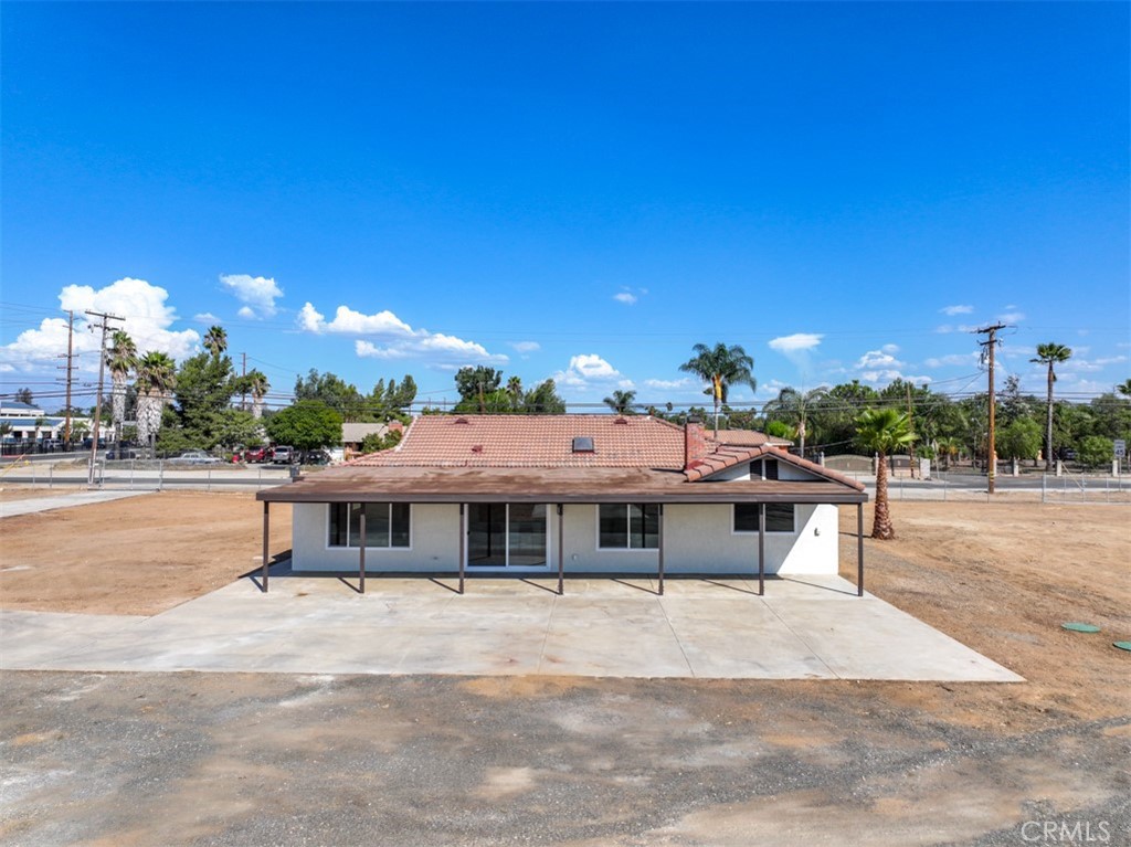 20975 Oleander Avenue