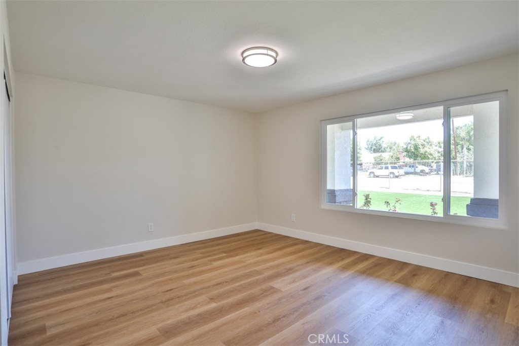 20975 Oleander Avenue