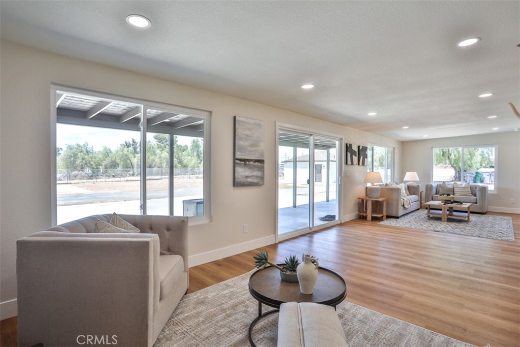 20975 Oleander Avenue