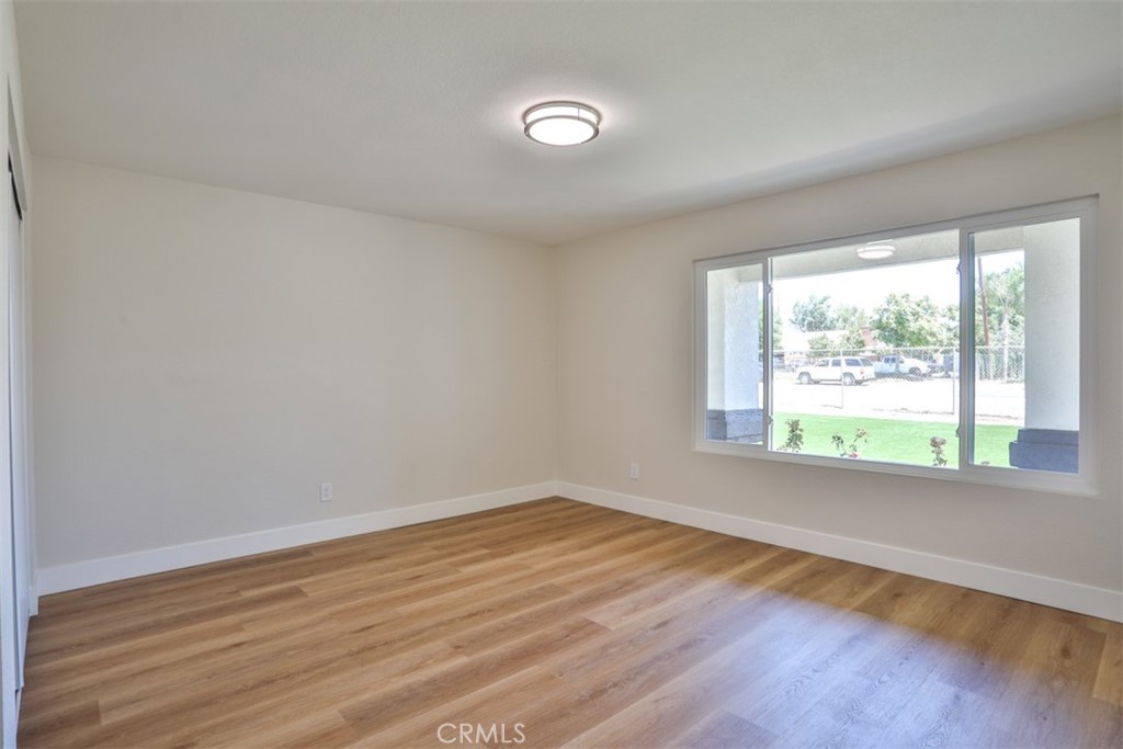 20975 Oleander Avenue