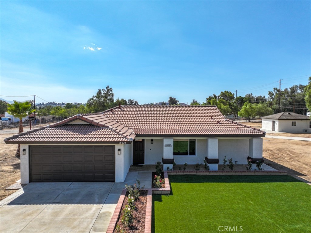 20975 Oleander Avenue