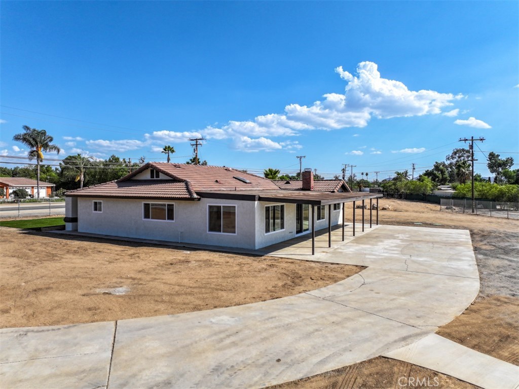 20975 Oleander Avenue