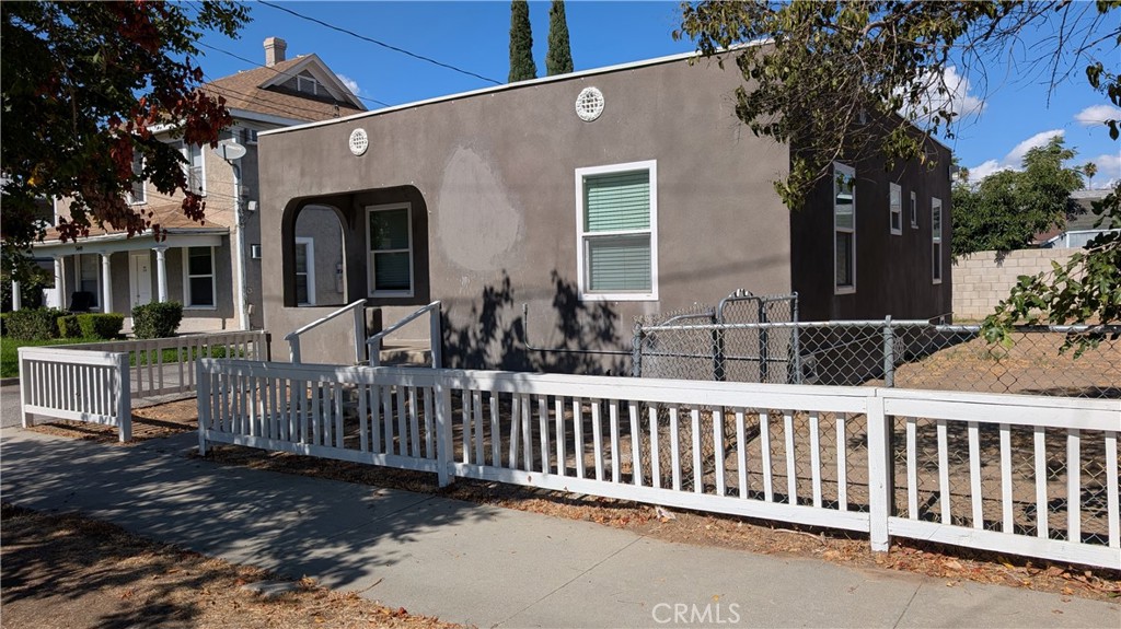3445 4th Street