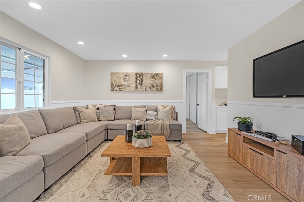 7025 Vista Del Verde