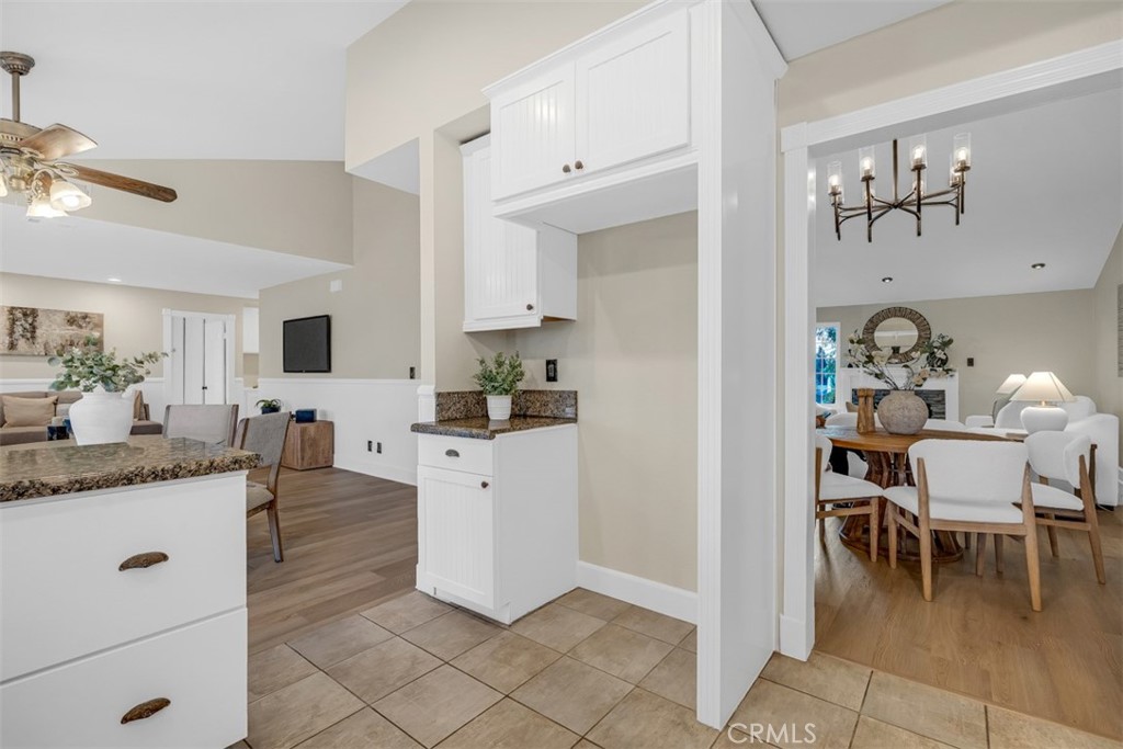 7025 Vista Del Verde