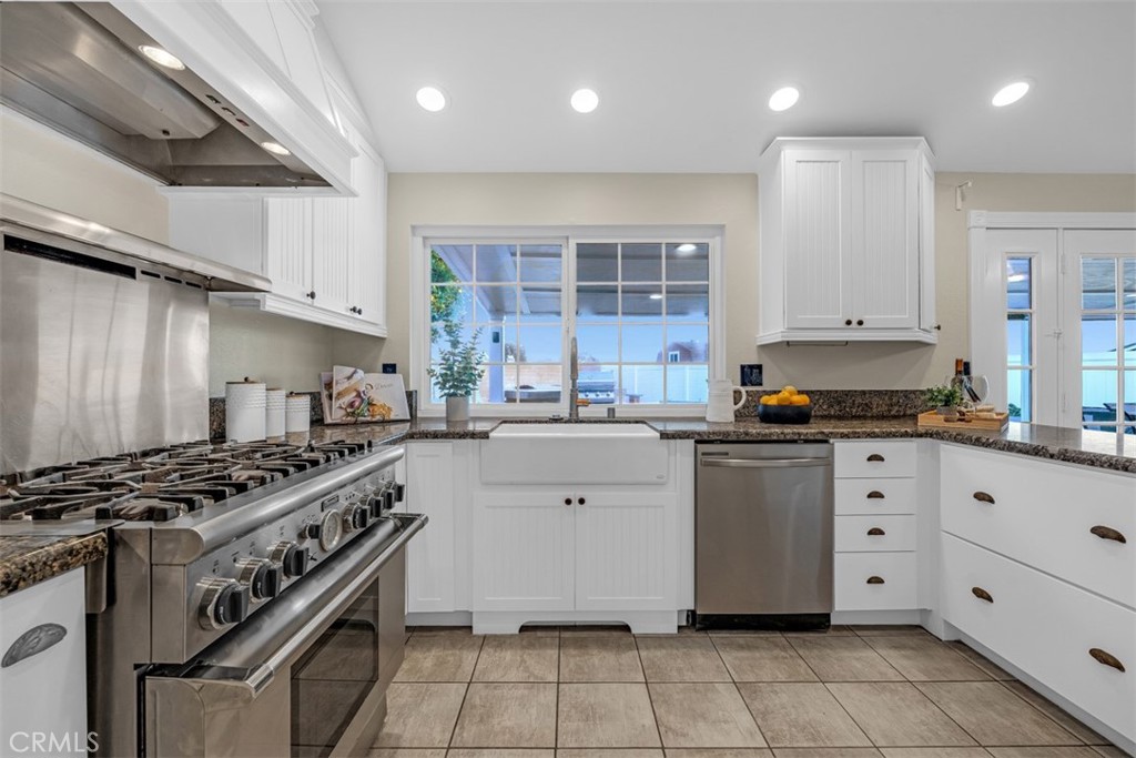 7025 Vista Del Verde