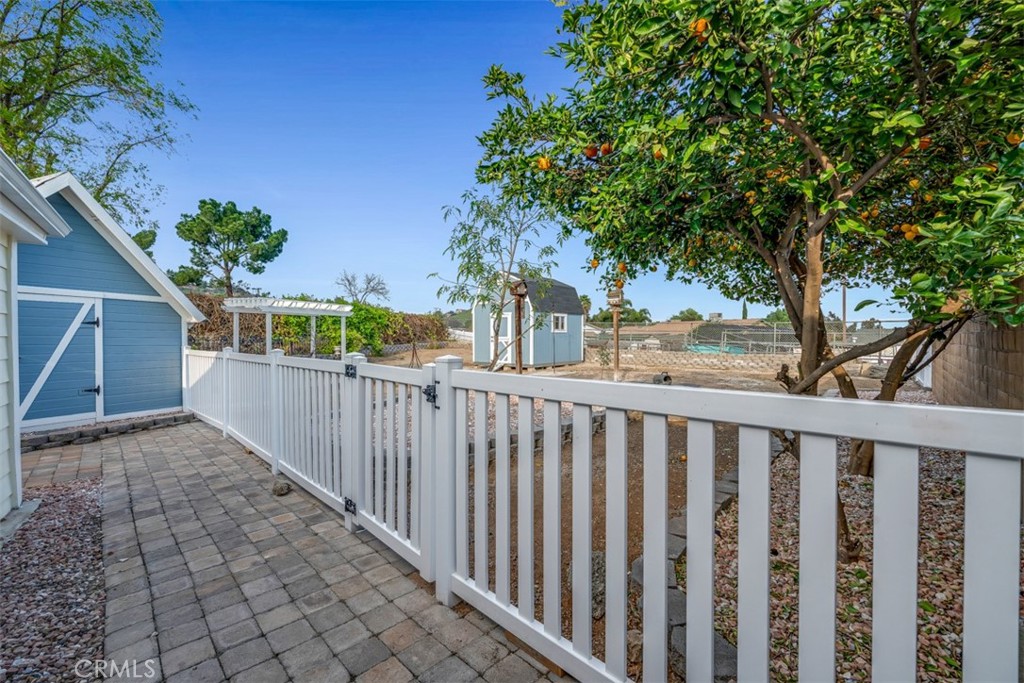 7025 Vista Del Verde