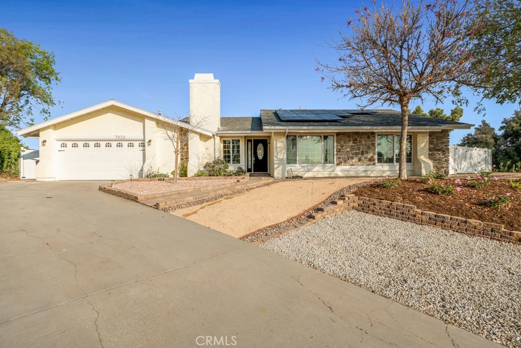 7025 Vista Del Verde