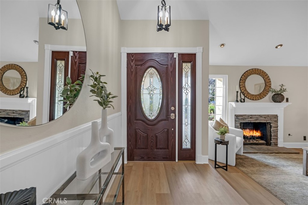 7025 Vista Del Verde