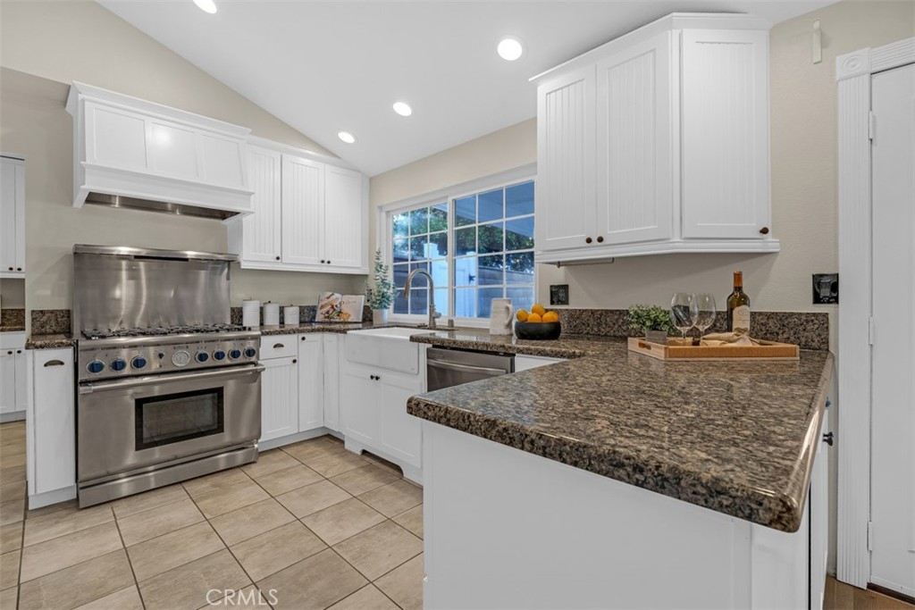 7025 Vista Del Verde