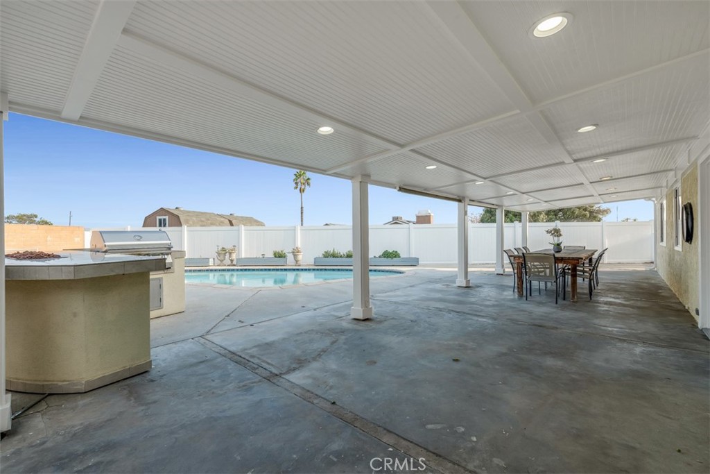 7025 Vista Del Verde