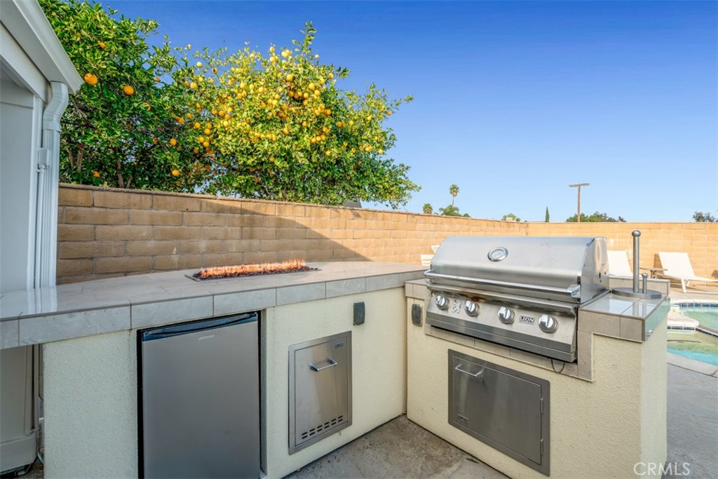 7025 Vista Del Verde