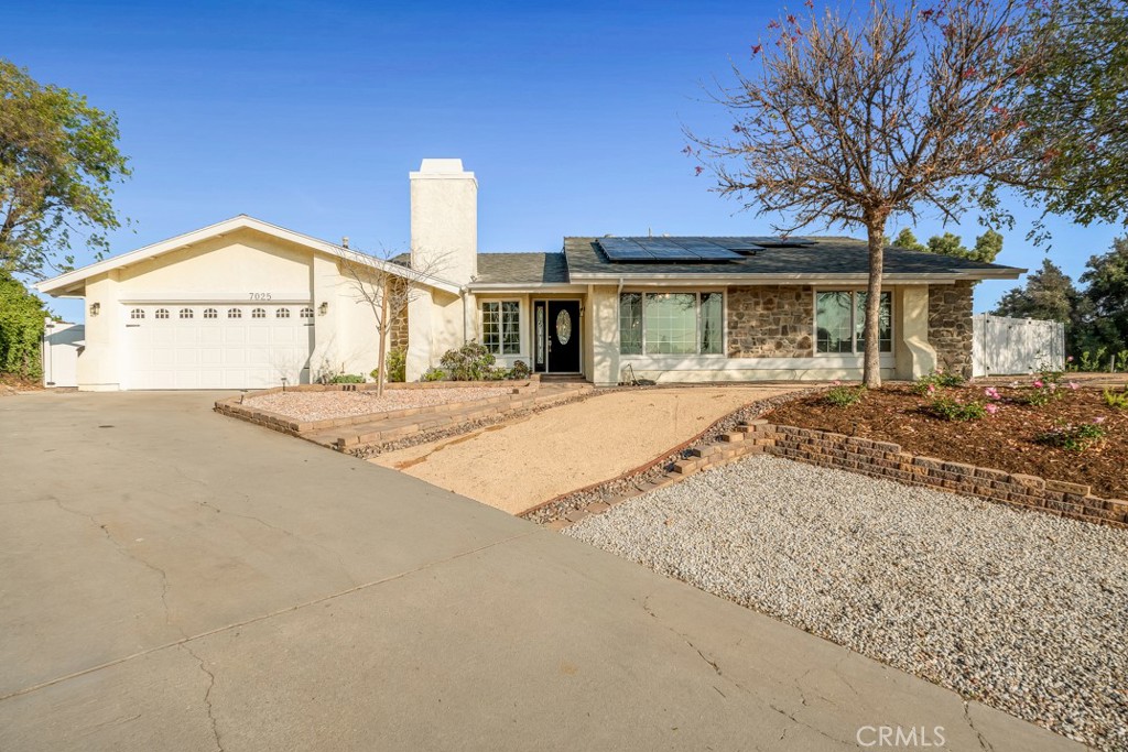 7025 Vista Del Verde