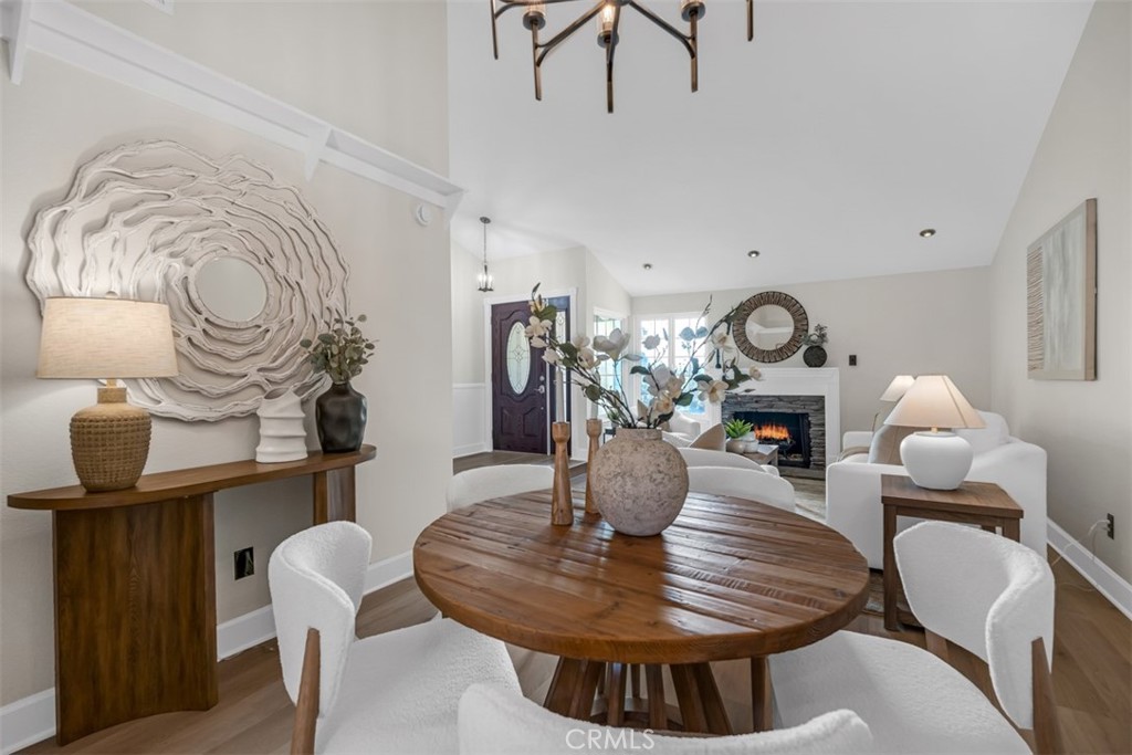 7025 Vista Del Verde