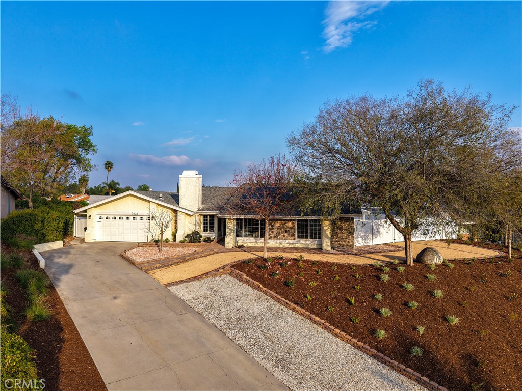 7025 Vista Del Verde
