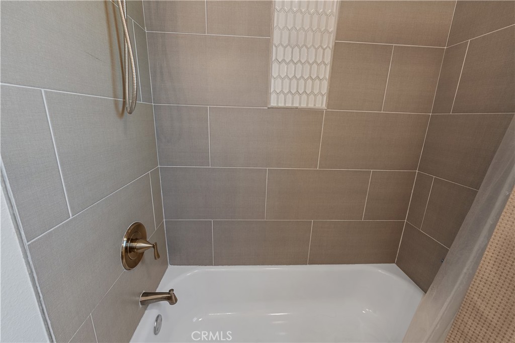 130 -132 S Lime Street