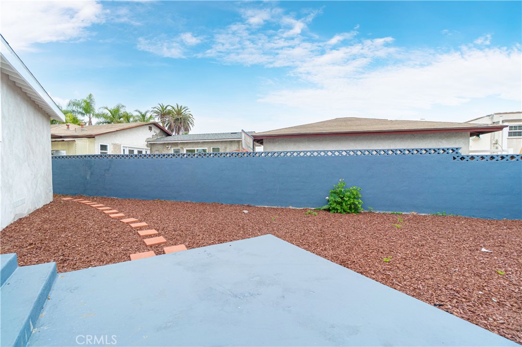 5478 E Pacific Coast