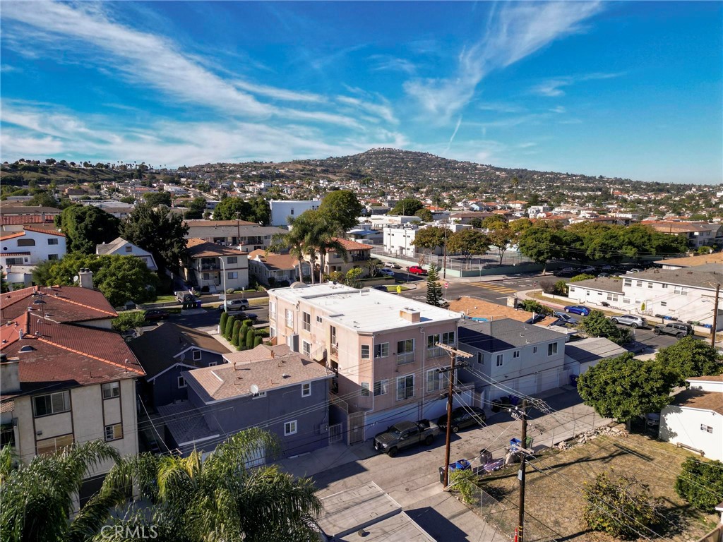 2212 S Alma Street Unit: 3