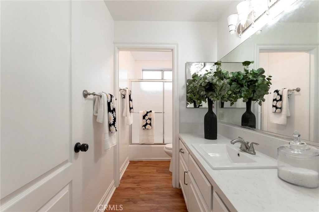 2212 S Alma Street Unit: 3