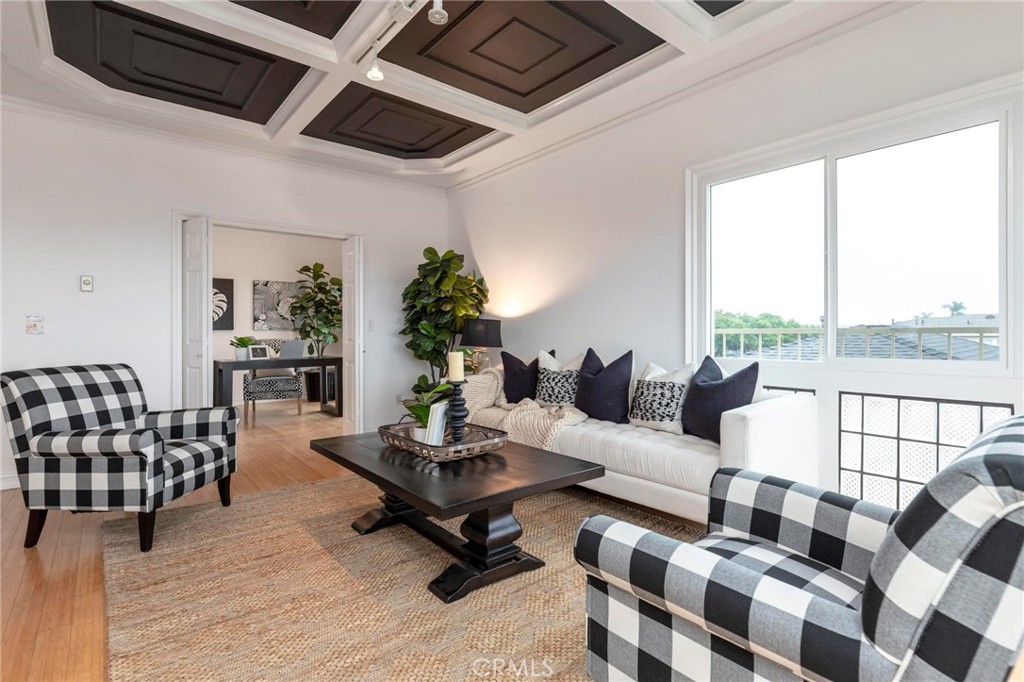 2212 S Alma Street Unit: 3