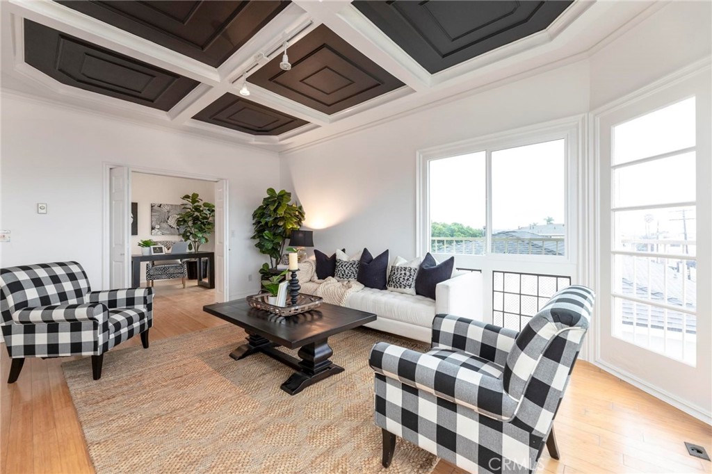 2212 S Alma Street Unit: 3