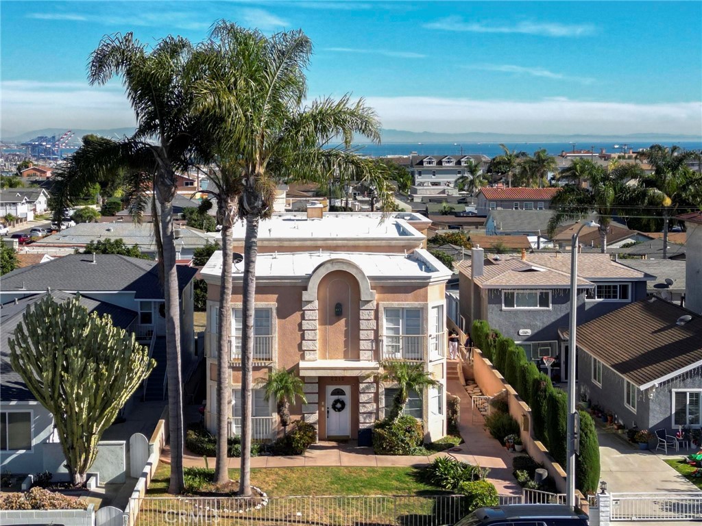 2212 S Alma Street Unit: 3