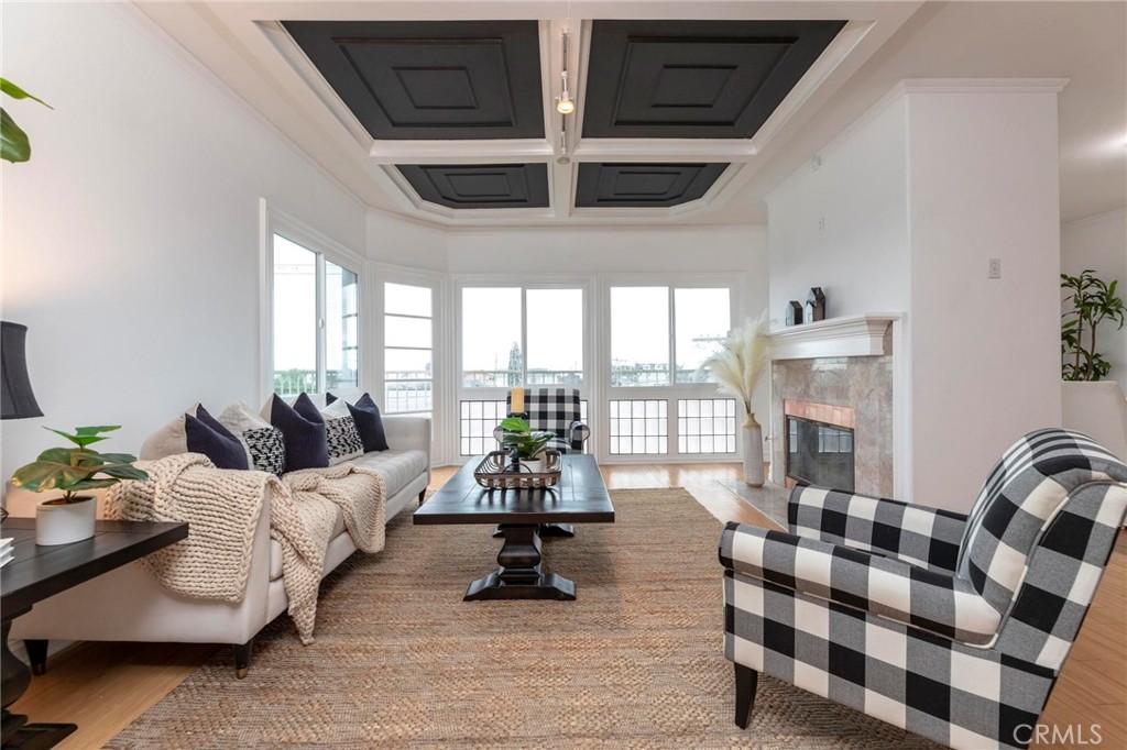 2212 S Alma Street Unit: 3