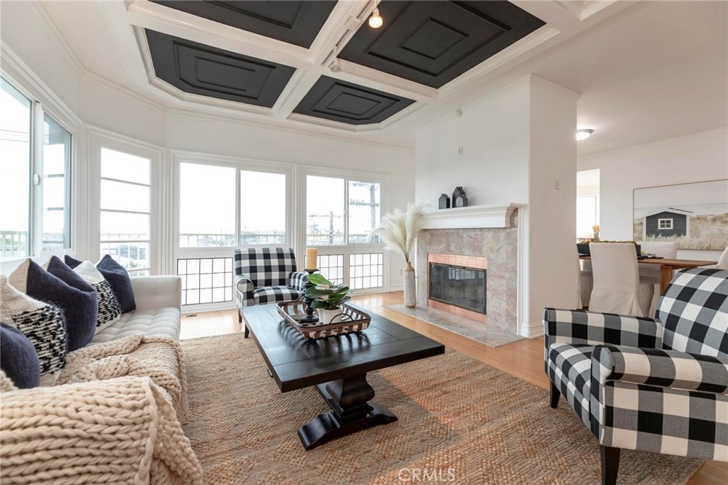 2212 S Alma Street Unit: 3