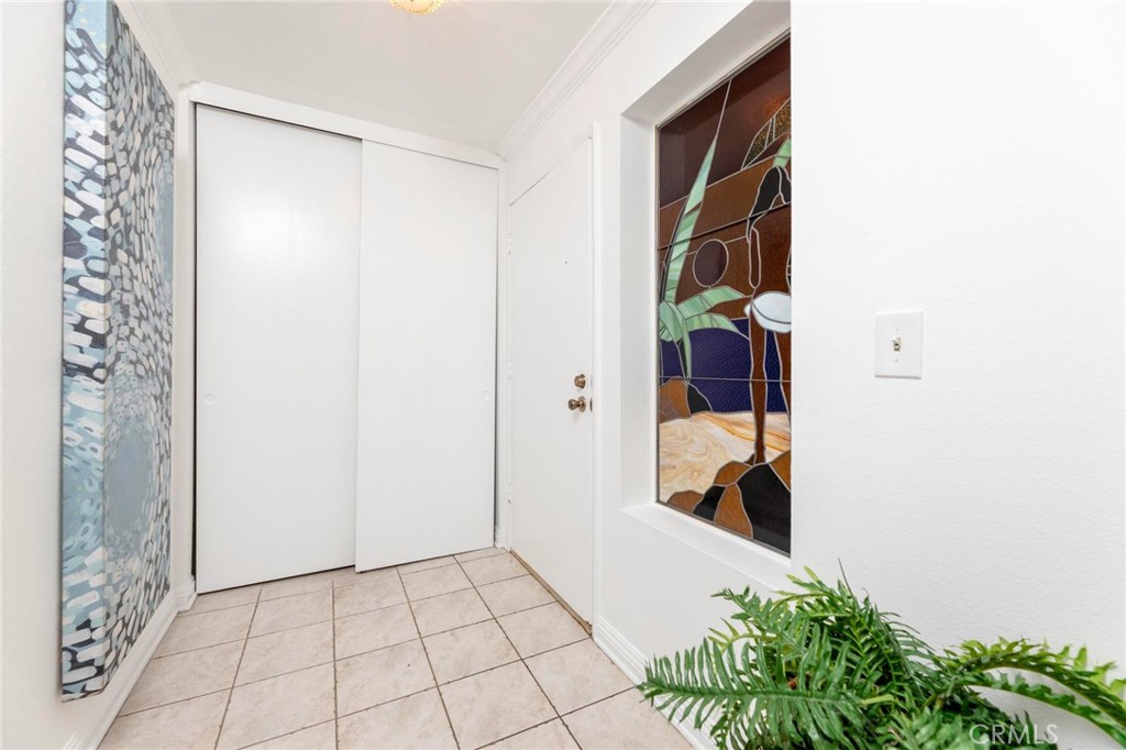 200 S Catalina Avenue Unit: 202