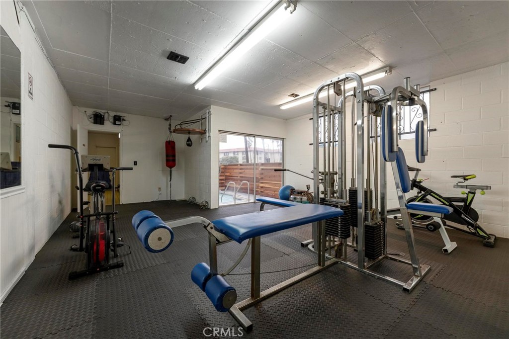 200 S Catalina Avenue Unit: 202