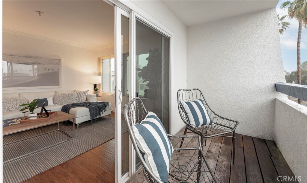 200 S Catalina Avenue Unit: 202