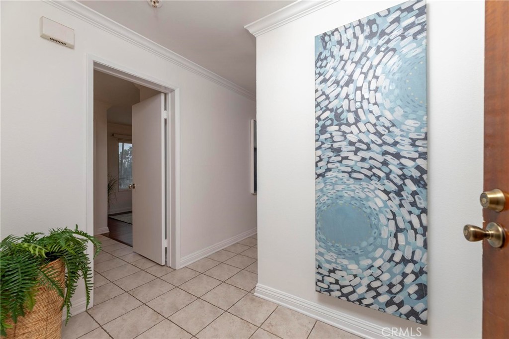 200 S Catalina Avenue Unit: 202