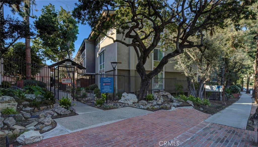 6315 Green Valley Circle Unit: 200