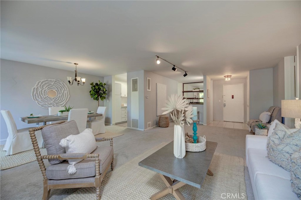 6315 Green Valley Circle Unit: 200