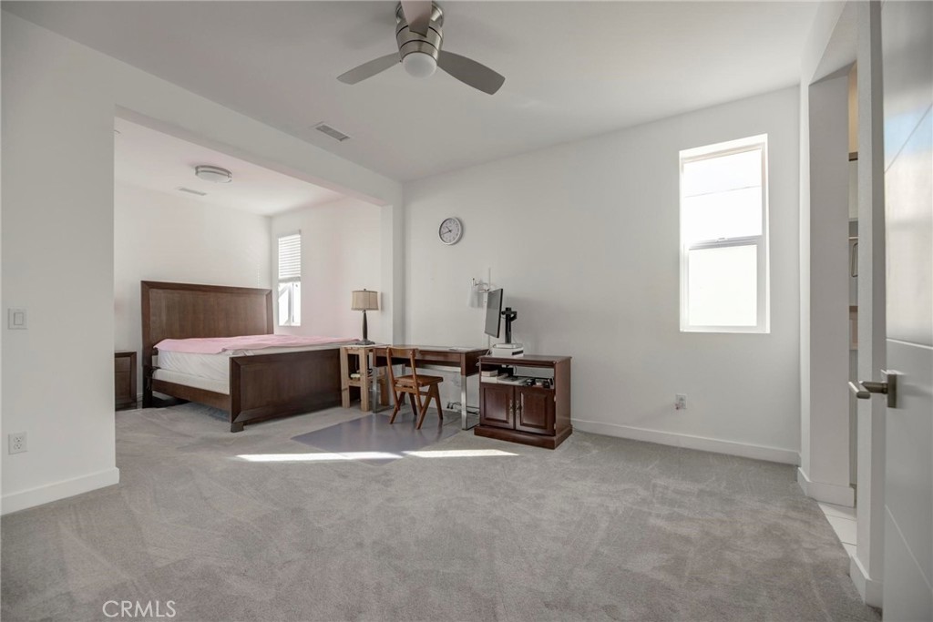 1008 Eucalipto Place