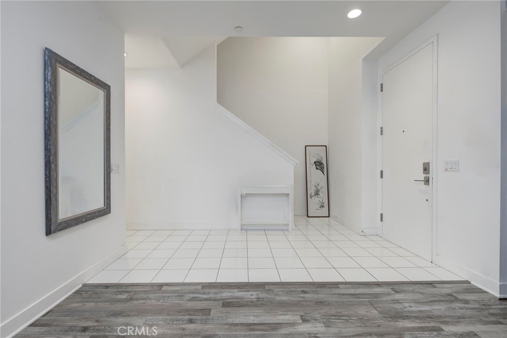 1008 Eucalipto Place