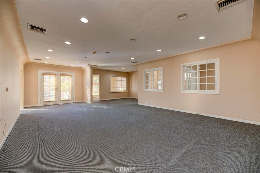 25200 Narbonne Avenue