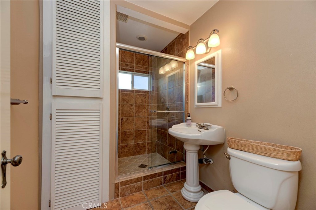 25200 Narbonne Avenue